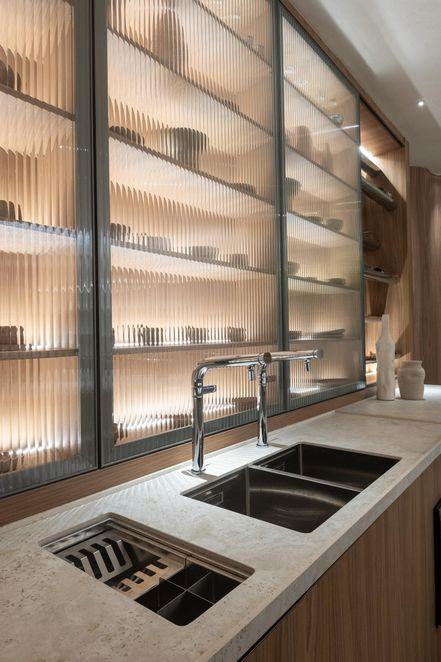 Igor Dias e Victoria Muniz